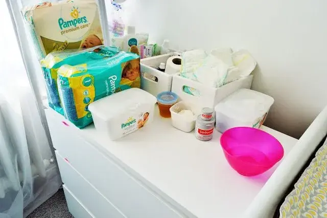Na ile starcza paczka pampersów? Sprawdź, jak oszczędzać na pieluchach